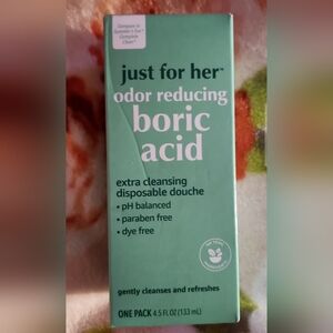 Odor Reducing Boric Acid Douche - Green